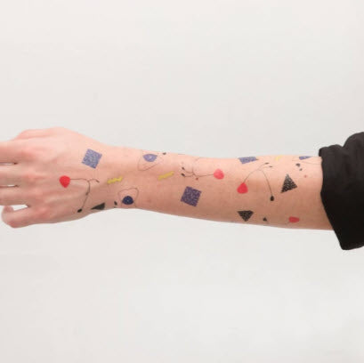 Premium Photo | A minimalist and abstract colorful tattoo AI generated