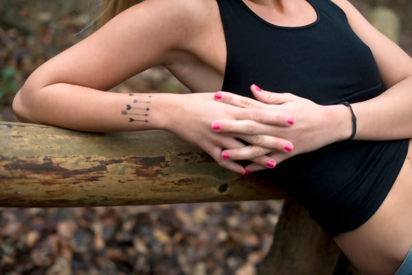 Small Arrow Tattoo On Wrist - Tattoos Designs