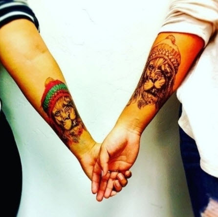 Med Tech. Запись со стены. | Lioness tattoo, Tattoos for women, Tattoos