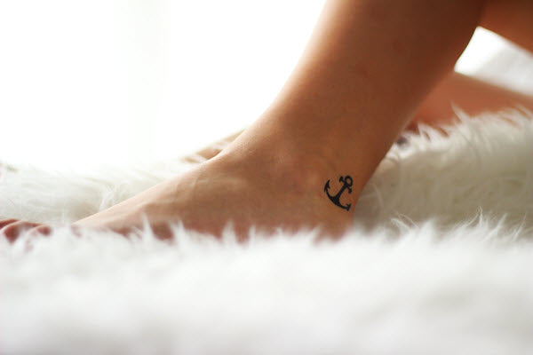 Anchor and flower foot tattoo. | Foot tattoos, Tattoos, Tattoo styles