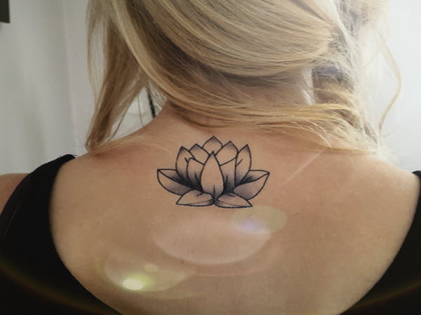 Mystic Eye Tattoo : Tattoos : Flower : Realistic Tiger and Lotus Flower in  Black and Gray